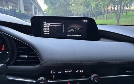 Mazda 3, 2022 год, 1 376 000 рублей, 10 фотография