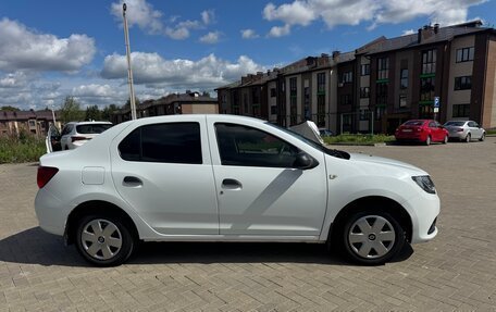Renault Logan II, 2015 год, 645 000 рублей, 6 фотография