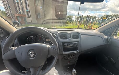 Renault Logan II, 2015 год, 645 000 рублей, 13 фотография