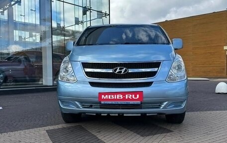 Hyundai Grand Starex Grand Starex I рестайлинг 2, 2011 год, 999 000 рублей, 2 фотография