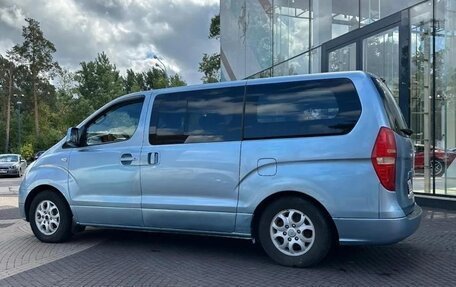 Hyundai Grand Starex Grand Starex I рестайлинг 2, 2011 год, 999 000 рублей, 12 фотография