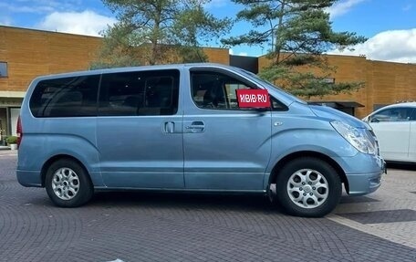Hyundai Grand Starex Grand Starex I рестайлинг 2, 2011 год, 999 000 рублей, 11 фотография