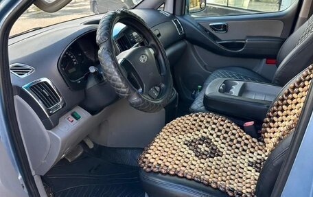 Hyundai Grand Starex Grand Starex I рестайлинг 2, 2011 год, 999 000 рублей, 21 фотография