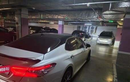 Toyota Camry, 2021 год, 3 555 000 рублей, 4 фотография