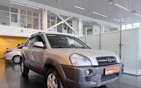 Hyundai Tucson III, 2006 год, 659 000 рублей, 3 фотография