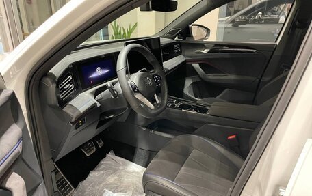 Volkswagen Tiguan, 2026 год, 5 200 000 рублей, 22 фотография