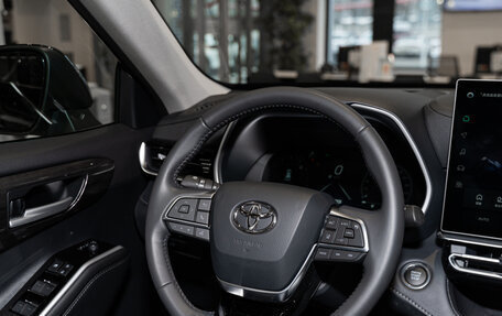Toyota Highlander, 2026 год, 5 690 000 рублей, 20 фотография