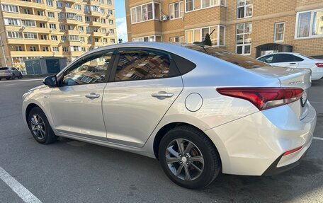 Hyundai Solaris II рестайлинг, 2019 год, 1 500 000 рублей, 1 фотография