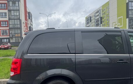 Dodge Caravan V, 2011 год, 1 000 000 рублей, 8 фотография