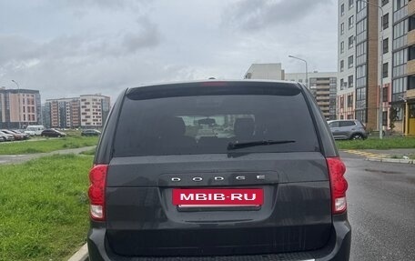 Dodge Caravan V, 2011 год, 1 000 000 рублей, 6 фотография