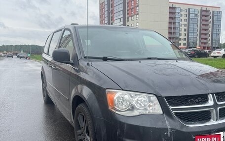 Dodge Caravan V, 2011 год, 1 000 000 рублей, 10 фотография