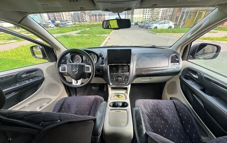 Dodge Caravan V, 2011 год, 1 000 000 рублей, 19 фотография