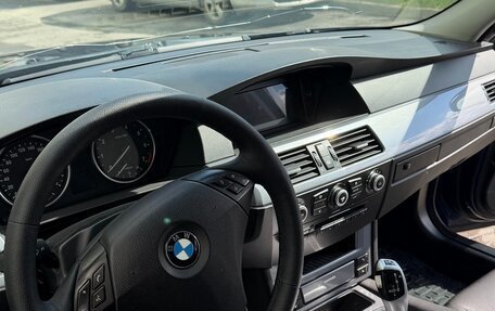 BMW 5 серия, 2008 год, 1 050 000 рублей, 5 фотография