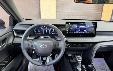 Toyota Camry, 2026 год, 3 960 000 рублей, 7 фотография