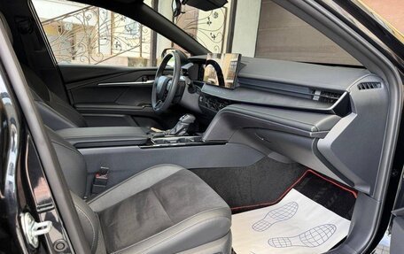 Toyota Camry, 2026 год, 3 960 000 рублей, 9 фотография
