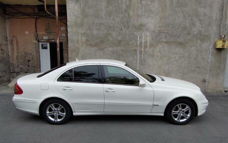 Mercedes-Benz E-Класс, 2008 год, 1 000 000 рублей, 4 фотография