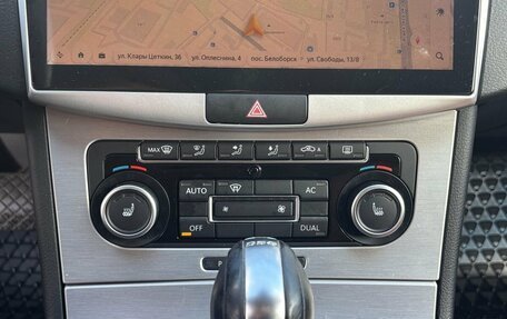 Volkswagen Passat CC I рестайлинг, 2011 год, 1 100 000 рублей, 26 фотография