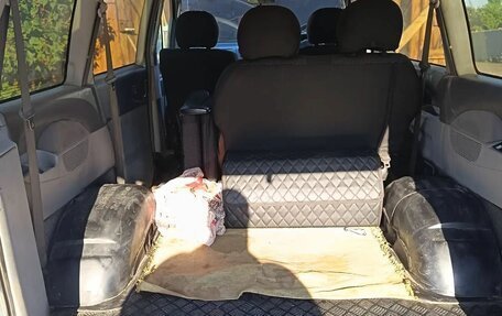 Mitsubishi Delica IV, 1997 год, 600 000 рублей, 7 фотография