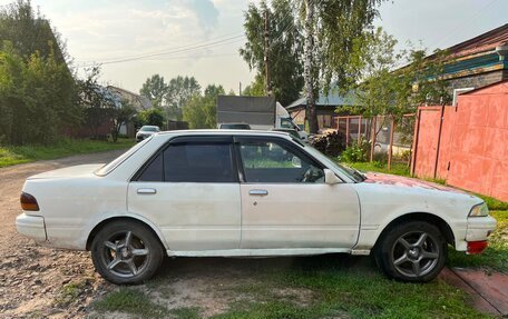 Toyota Carina, 1990 год, 47 000 рублей, 2 фотография