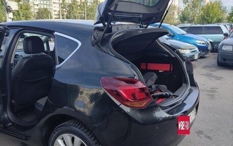 Opel Astra J, 2011 год, 635 000 рублей, 9 фотография