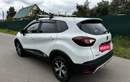 Renault Kaptur I рестайлинг, 2019 год, 1 000 000 рублей, 3 фотография