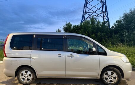 Nissan Serena III, 2008 год, 900 000 рублей, 3 фотография