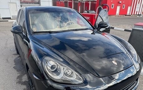 Porsche Cayenne III, 2012 год, 1 730 000 рублей, 2 фотография