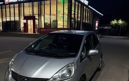 Honda Fit III, 2012 год, 765 000 рублей, 4 фотография