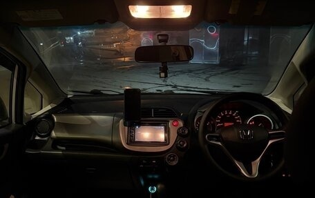 Honda Fit III, 2012 год, 765 000 рублей, 11 фотография
