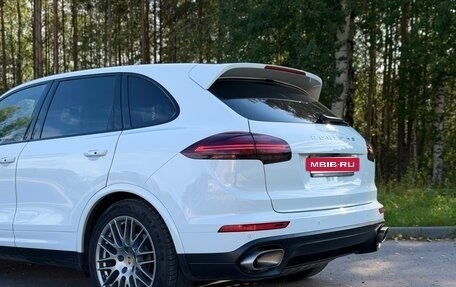 Porsche Cayenne III, 2015 год, 2 730 000 рублей, 13 фотография
