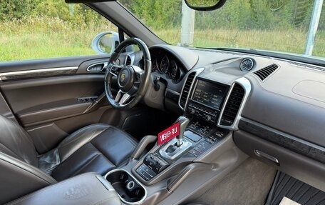 Porsche Cayenne III, 2015 год, 2 730 000 рублей, 25 фотография