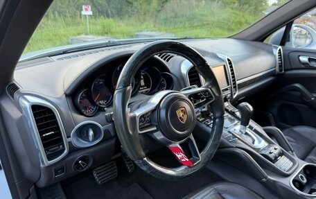 Porsche Cayenne III, 2015 год, 2 730 000 рублей, 22 фотография