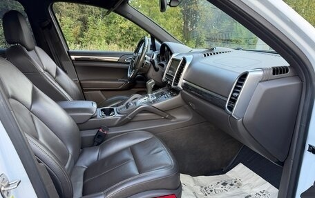 Porsche Cayenne III, 2015 год, 2 730 000 рублей, 26 фотография