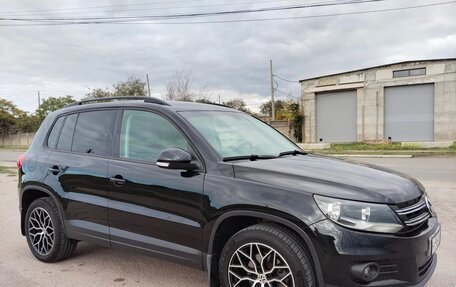 Volkswagen Tiguan I, 2012 год, 1 100 000 рублей, 2 фотография
