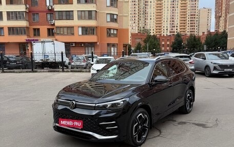 Volkswagen Tiguan, 2024 год, 4 100 000 рублей, 1 фотография