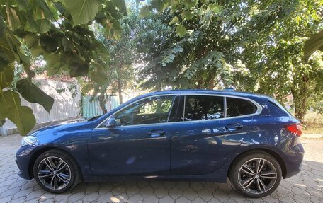 BMW 1 серия, 2021 год, 3 637 000 рублей, 4 фотография