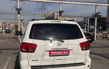 Toyota Sequoia II рестайлинг, 2009 год, 3 070 000 рублей, 3 фотография