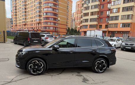 Volkswagen Tiguan, 2024 год, 4 100 000 рублей, 2 фотография
