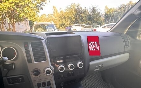 Toyota Sequoia II рестайлинг, 2009 год, 3 070 000 рублей, 8 фотография