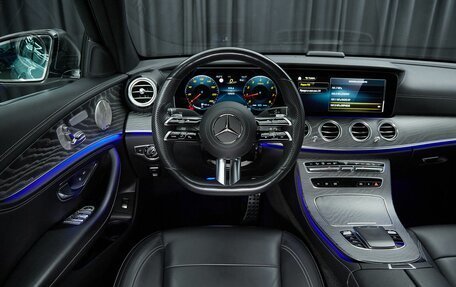 Mercedes-Benz E-Класс, 2021 год, 4 347 000 рублей, 8 фотография