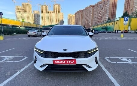KIA K5, 2021 год, 2 400 000 рублей, 11 фотография