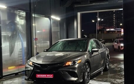 Toyota Camry, 2018 год, 2 700 000 рублей, 1 фотография