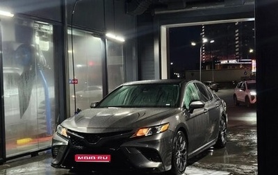 Toyota Camry, 2018 год, 2 700 000 рублей, 1 фотография