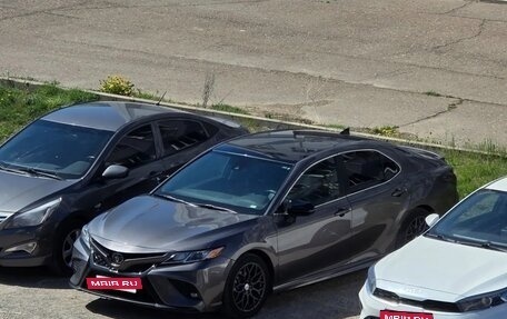 Toyota Camry, 2018 год, 2 700 000 рублей, 6 фотография