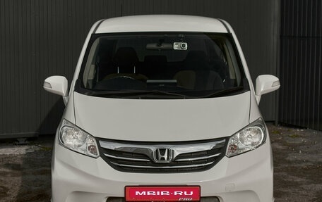 Honda Freed I, 2011 год, 1 050 000 рублей, 2 фотография