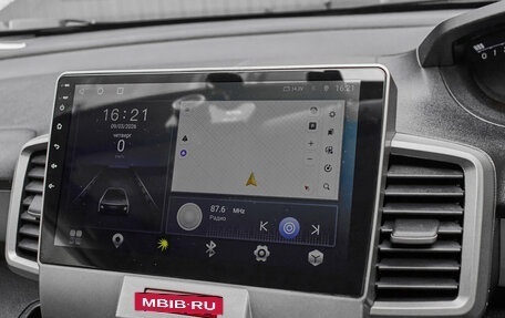 Honda Freed I, 2011 год, 1 050 000 рублей, 17 фотография