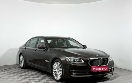 BMW 7 серия, 2014 год, 2 350 000 рублей, 3 фотография