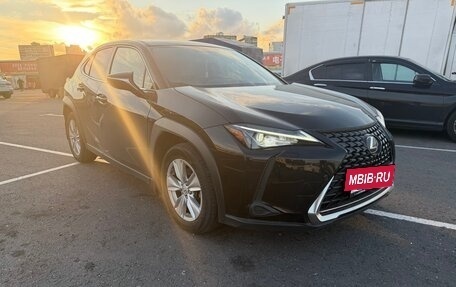Lexus UX I, 2019 год, 2 650 000 рублей, 3 фотография