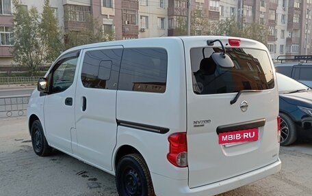 Nissan NV200, 2016 год, 1 000 000 рублей, 2 фотография