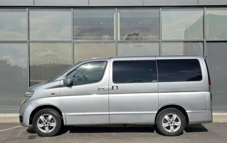 Nissan Elgrand III, 2002 год, 590 000 рублей, 6 фотография